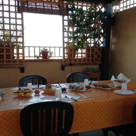 Tranne La Luna Bed & Breakfast Pachino Bagian luar foto